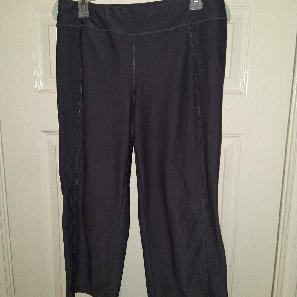 LL Bean Gray Wide Leg Stretch Pull On Pants Women's sz Small Regular.
